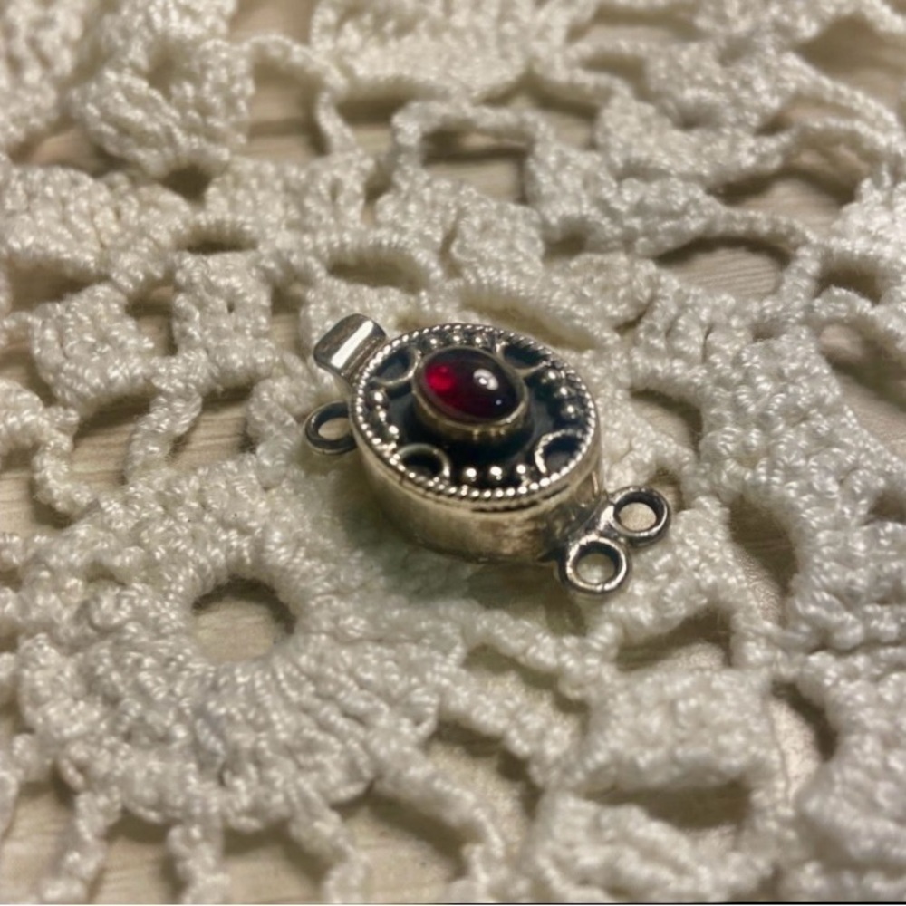 Vintage Sterling Sliver Clasp - Picture 2 of 6